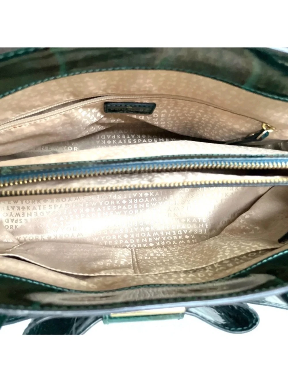 KATE SPADE ~ Emerald Green Croc-Embossed Patent Leather Tote with Bow